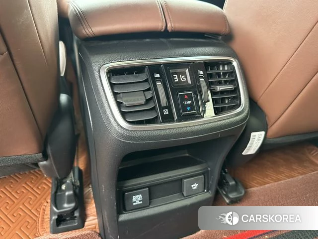 Honda UR-V id 4261614 из Китая 12