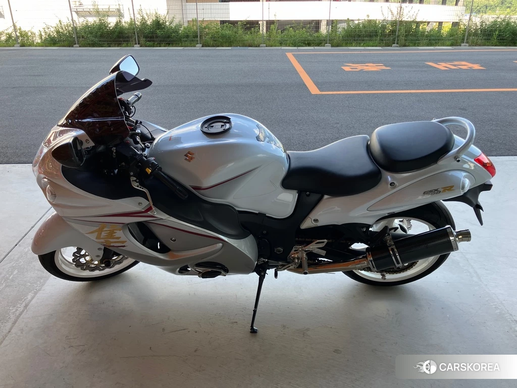 Проданный Suzuki GSX1300R HAYABUSA 2015 из Японии