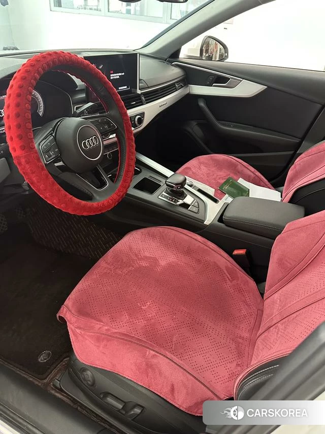 Audi A4L 2021 Белый из Китая, фото 2