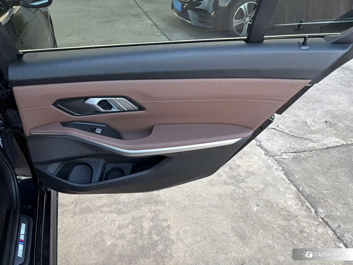 BMW 3 series id 4644666 из Китая 12