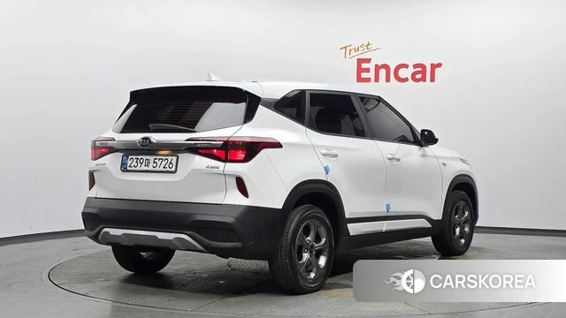 Kia Seltos id 4362236 из Кореи 12