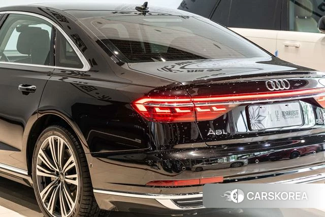 Audi A8 id 4261481 из Китая 12