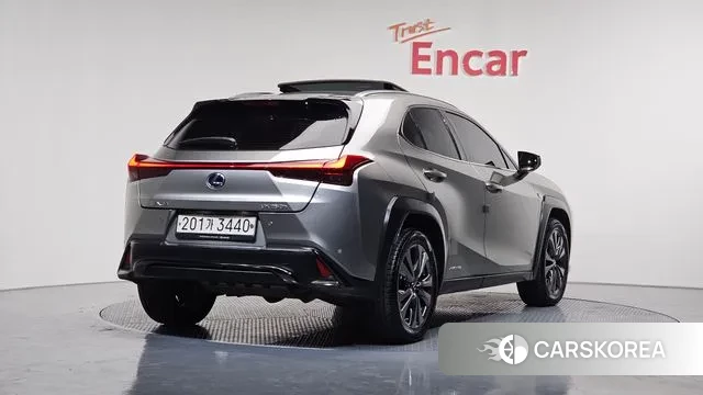 Lexus UX250h id 3503911 из Кореи 12