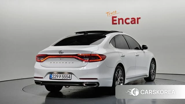 Hyundai Grandeur IG id 4907465 из Кореи 12