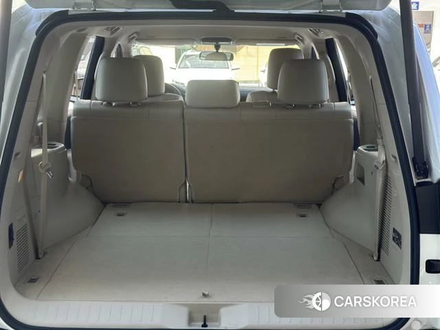 Toyota Land Cruiser (imported) 2025 Белый из Китая, фото 2