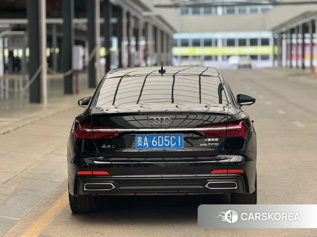 Audi A6L 2021 Черный из Китая, фото 6