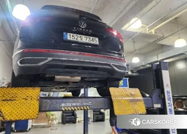 Volkswagen Tiguan second Generation 2022 Черный из Кореи, фото 2