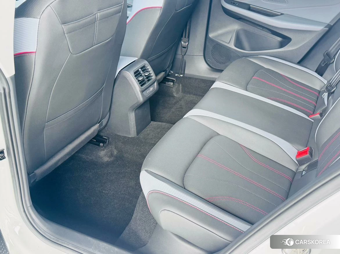 Volkswagen Lingdu 2023 Белый из Китая, фото 2