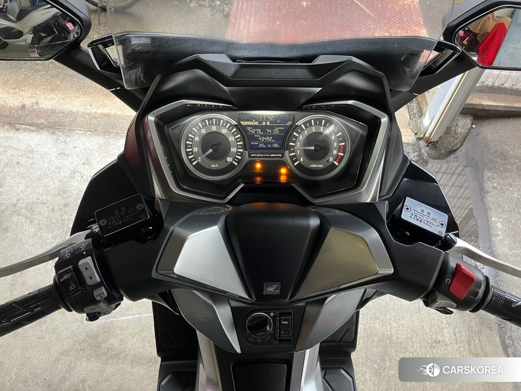 Проданный Honda FORZA 2018 из Японии, фото 2