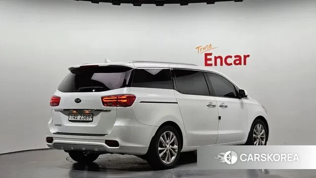 Kia The New Carnival id 3429150 из Кореи 12