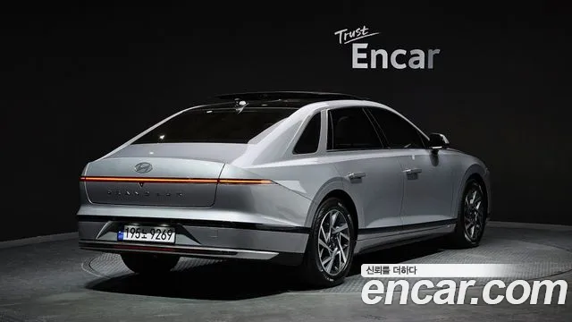 Hyundai Grandeur Hybrid (GN7) id 2646507 из Кореи 12