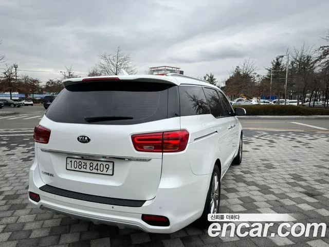 Kia The New Carnival id 2471504 из Кореи 12