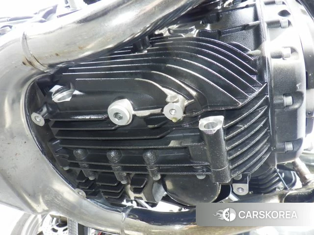 Engine photo