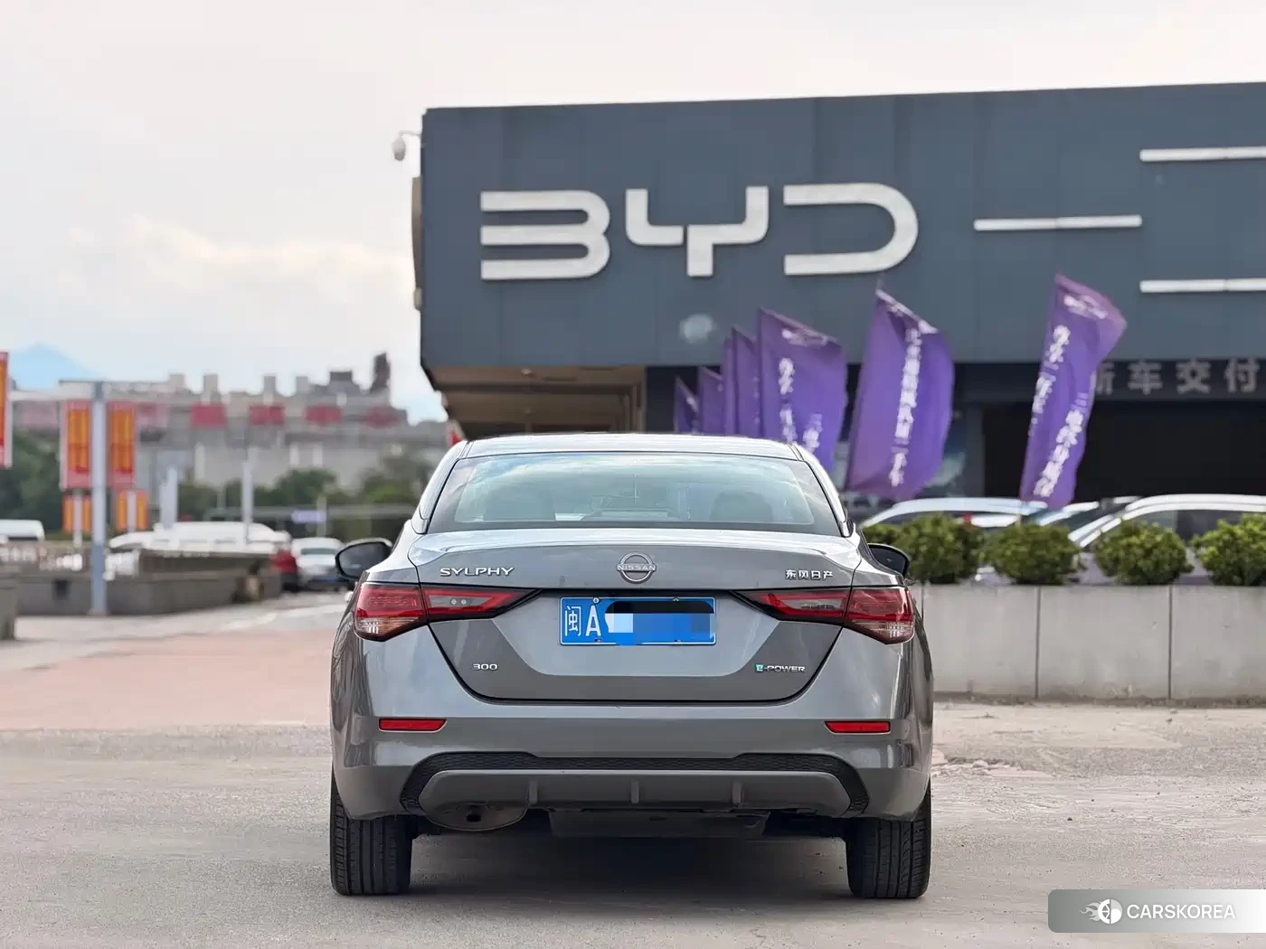 Nissan Sylphy 2022 Silver/gray из Китая, фото 2