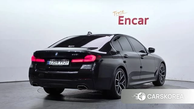 BMW 5 Series (G30) id 4408593 из Кореи 12