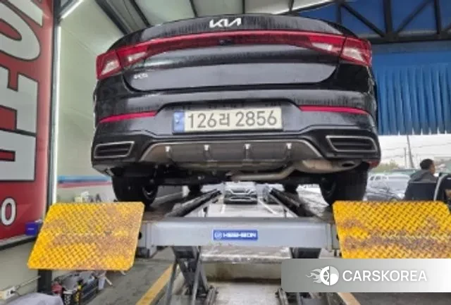 Kia K5 3rd generation 2023 Черный из Кореи, фото 2