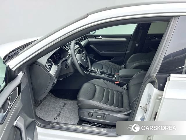 Volkswagen CC id 4221585 из Китая 12