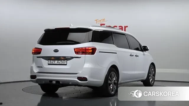 Kia The New Carnival id 3423339 из Кореи 12