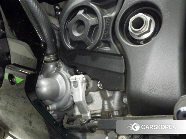 Engine photo