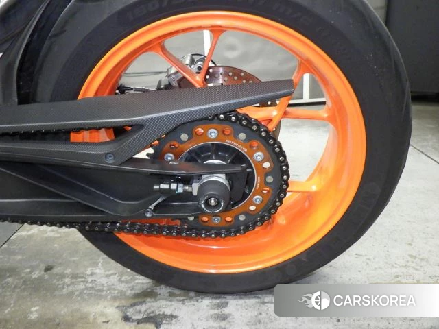 Проданный KTM 890 DUKE R id 4184184 из Японии, фото 12