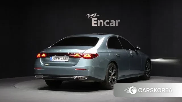 Mercedes-Benz E-Class W214 id 3715886 из Кореи 12