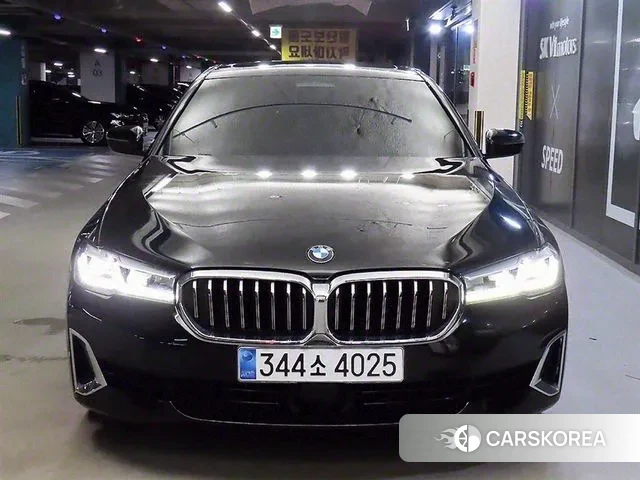 BMW 5 Series (G30) id 3350189 из Кореи 12