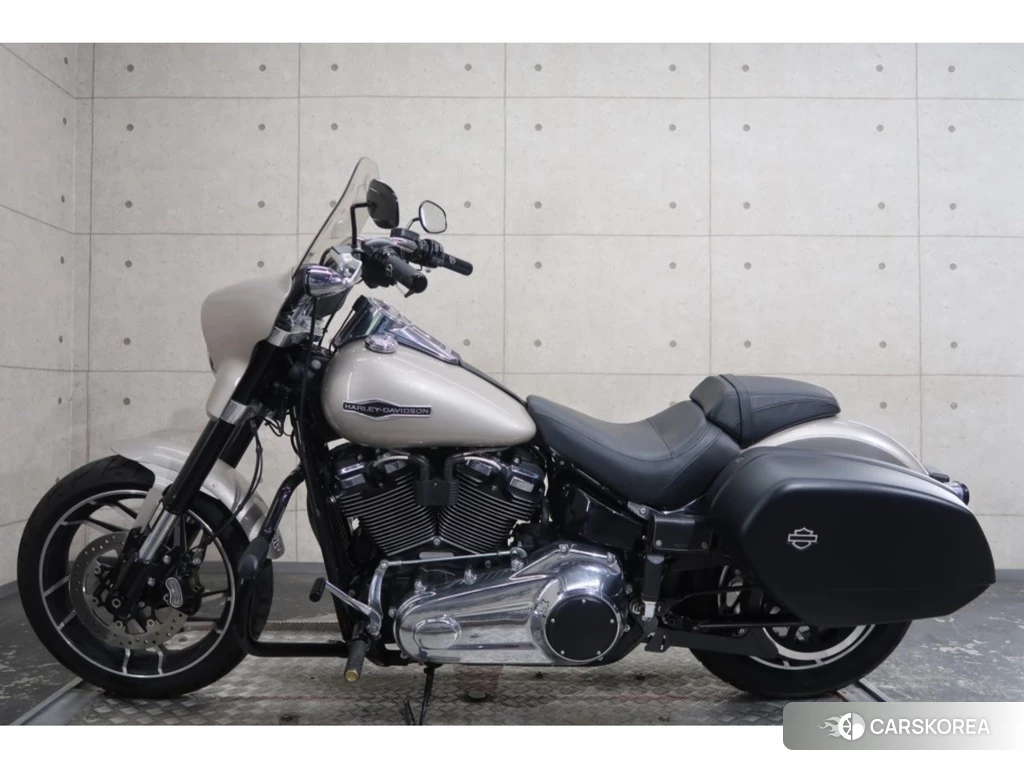 Проданный Harley-Davidson Softail Sport Glide FLSB1750 2018 из Японии, фото 2