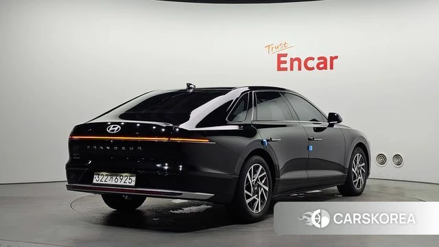 Hyundai Grandeur Hybrid (GN7) id 4540861 из Кореи 12