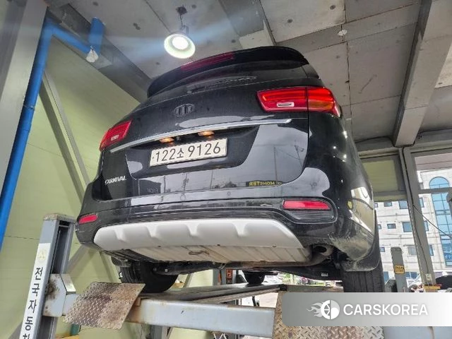 Kia The New Carnival 2018 Черный из Кореи, фото 2