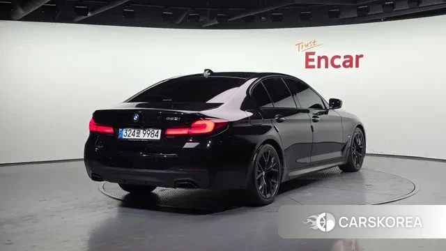 BMW 5 Series (G30) id 3606830 из Кореи 12