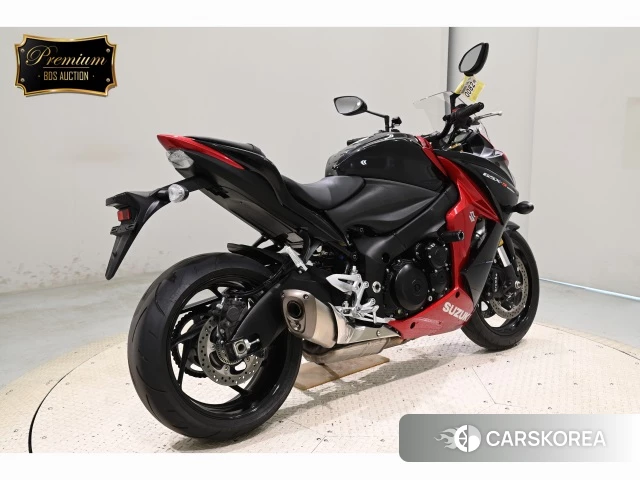 Проданный Suzuki GSX-S1000F 2021 из Японии, фото 2