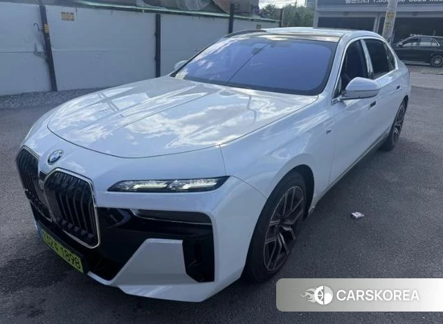BMW 7 Series (G70) id 4511221 из Кореи 12