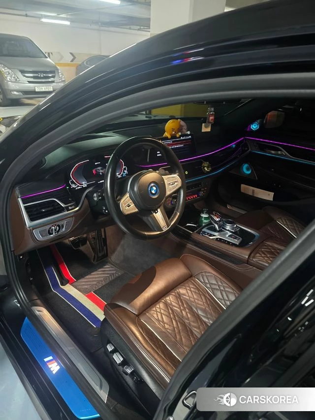 BMW 7 Series (G11) id 3824869 из Кореи 10