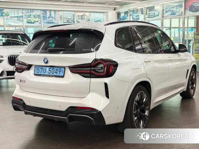 BMW iX3 2023 Белый из Кореи, фото 2