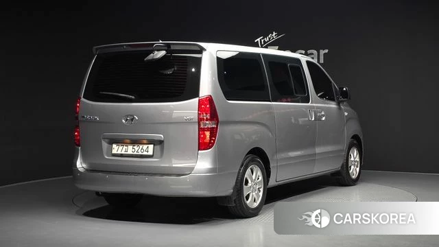 Hyundai The New Grand Starex id 3936289 из Кореи 12