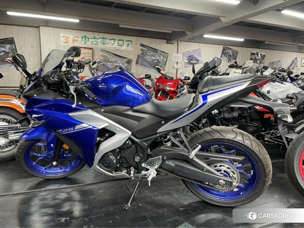 Проданный Yamaha YZF-R25 2016 из Японии, фото 2
