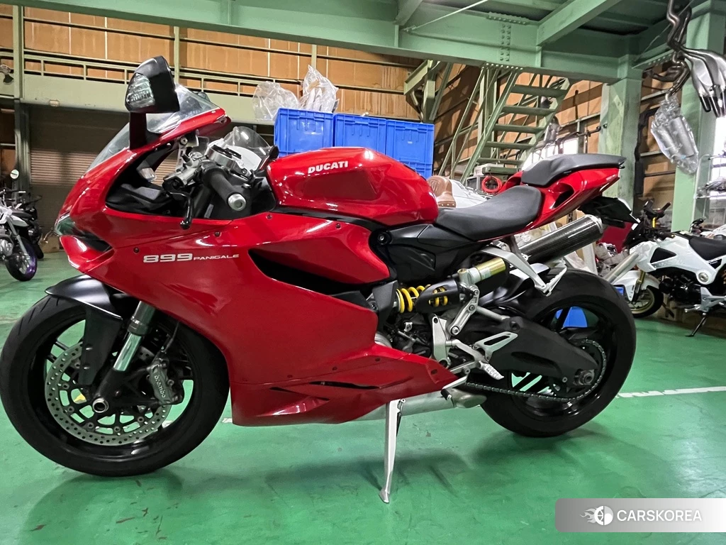 Проданный Ducati 899 PANIGALE 2013 из Японии, фото 2