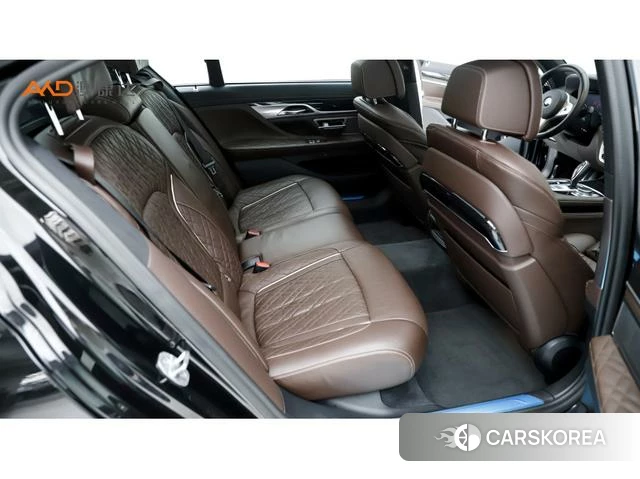 BMW 7 series 2021 Черный из Китая, фото 2