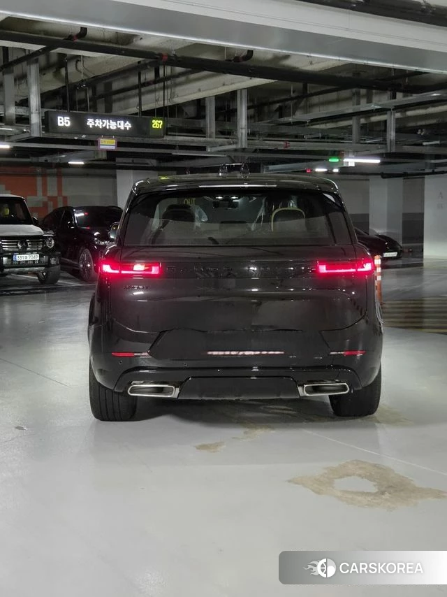 Land Rover Range Rover Sport 3rd Generation 2026 Черный из Кореи, фото 2