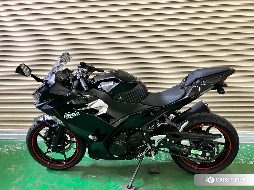 Проданный Kawasaki Ninja 400-2 2021 из Японии