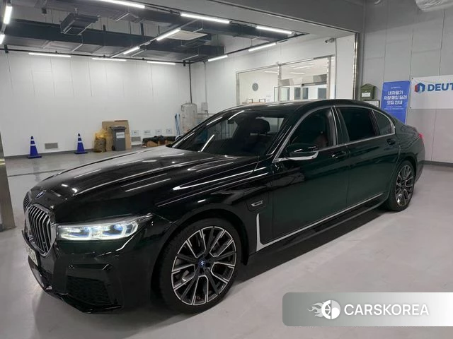 BMW 7 Series (G11) 2021 Черный из Кореи, фото 2