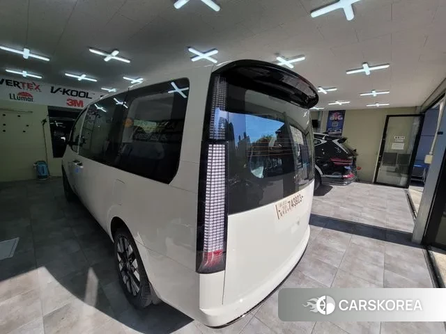 Hyundai Staria 2024 Белый из Кореи, фото 2