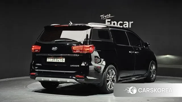 Kia The New Carnival id 3713526 из Кореи 12