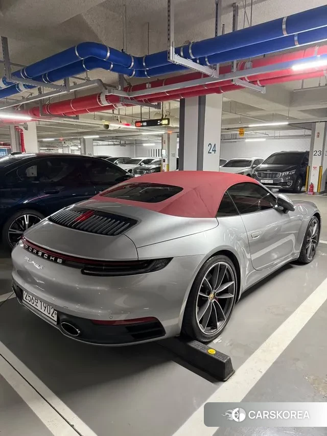 Porsche 911(992) 2020 Серебряный из Кореи, фото 2