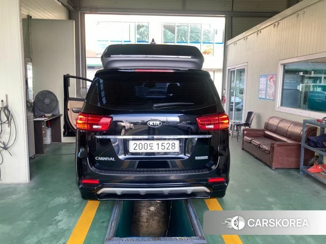 Kia The New Carnival 2019 Черный из Кореи, фото 2