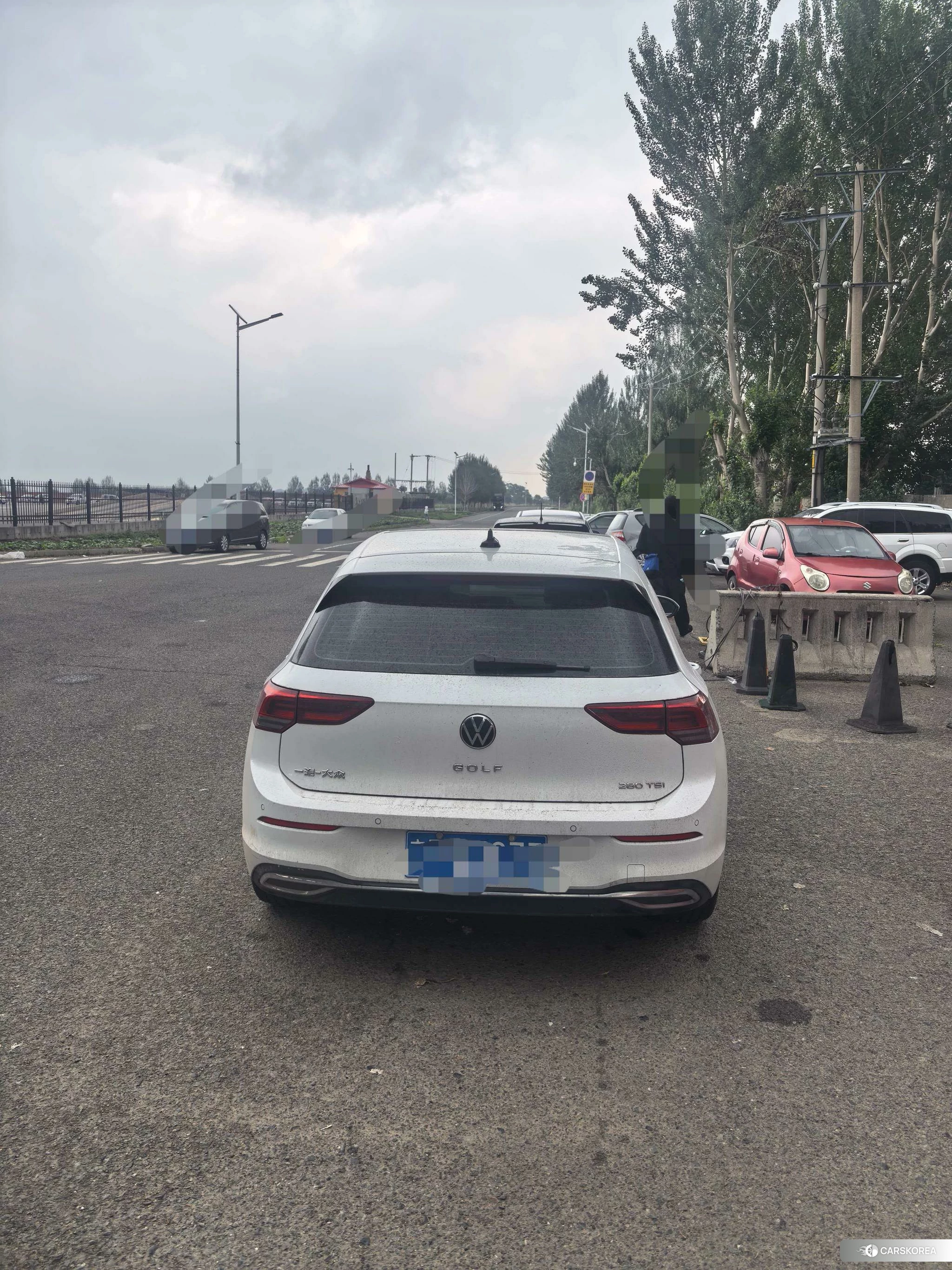 Volkswagen Golf 2022 Белый из Китая, фото 2