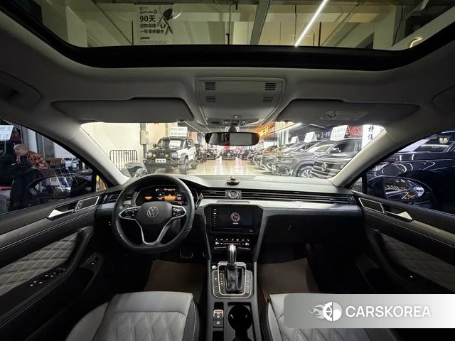 Volkswagen Magotan 2023 Черный из Китая, фото 2