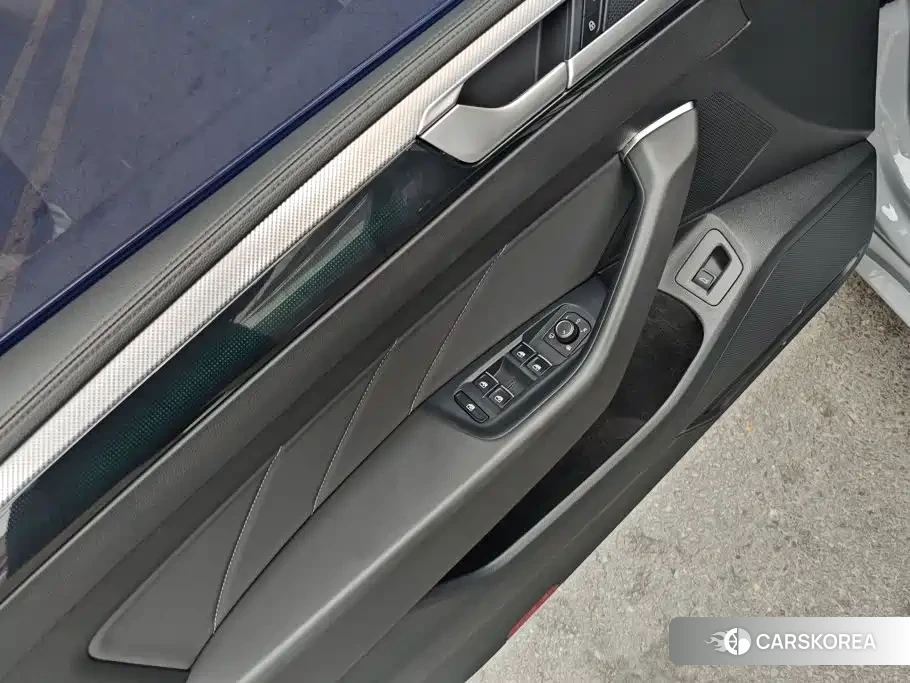 Volkswagen FAW-Volkswagen CC id 4565352 из Китая 8