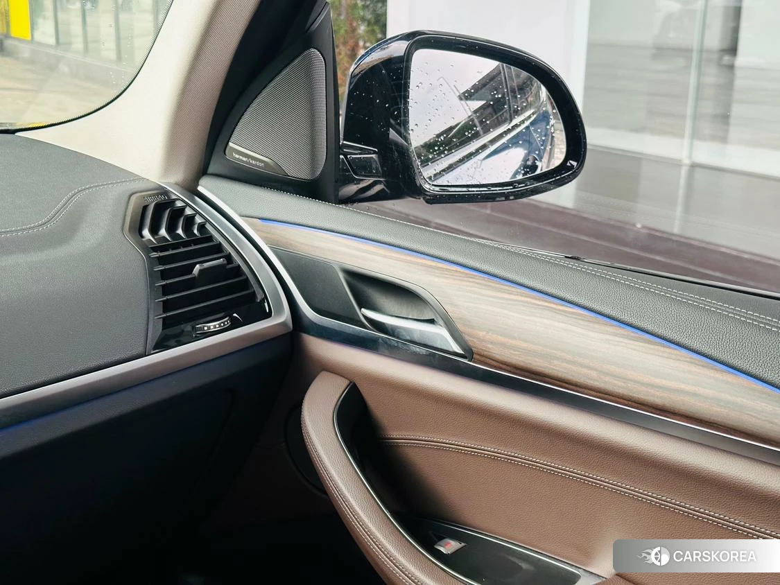 BMW X3 id 4420336 из Китая 12