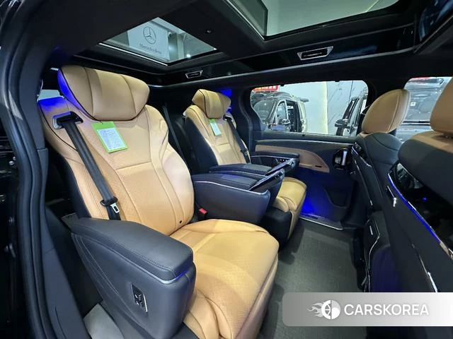 Toyota Saina 2026 Черный из Китая, фото 5